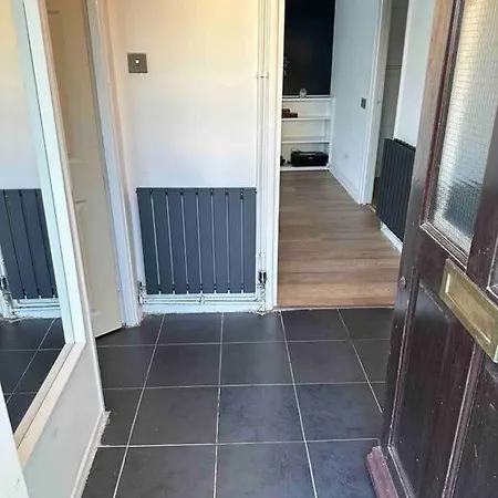 Cozy Flat Next To Southmead Hospital And Gloucester Road Appartement